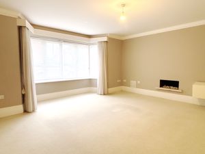 Photo 17- click for photo gallery